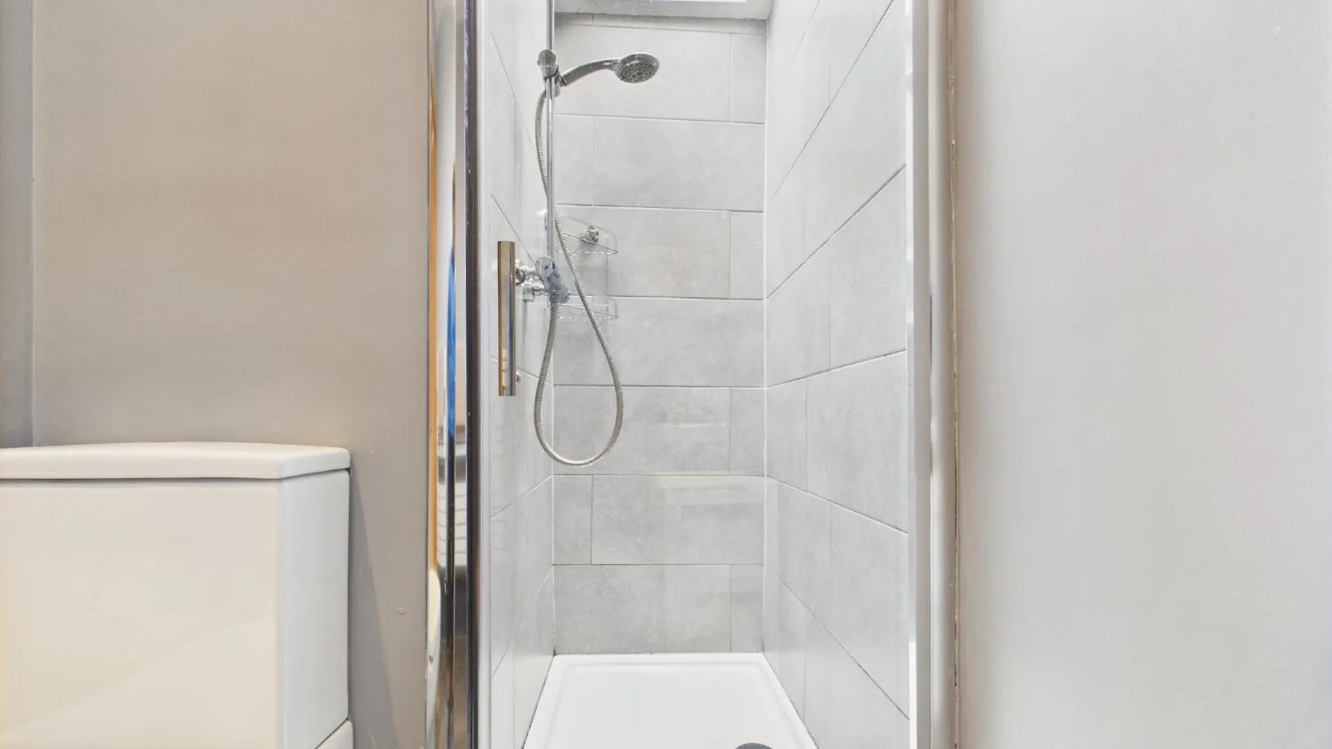 King Street Apartment Cheltenham 0*,