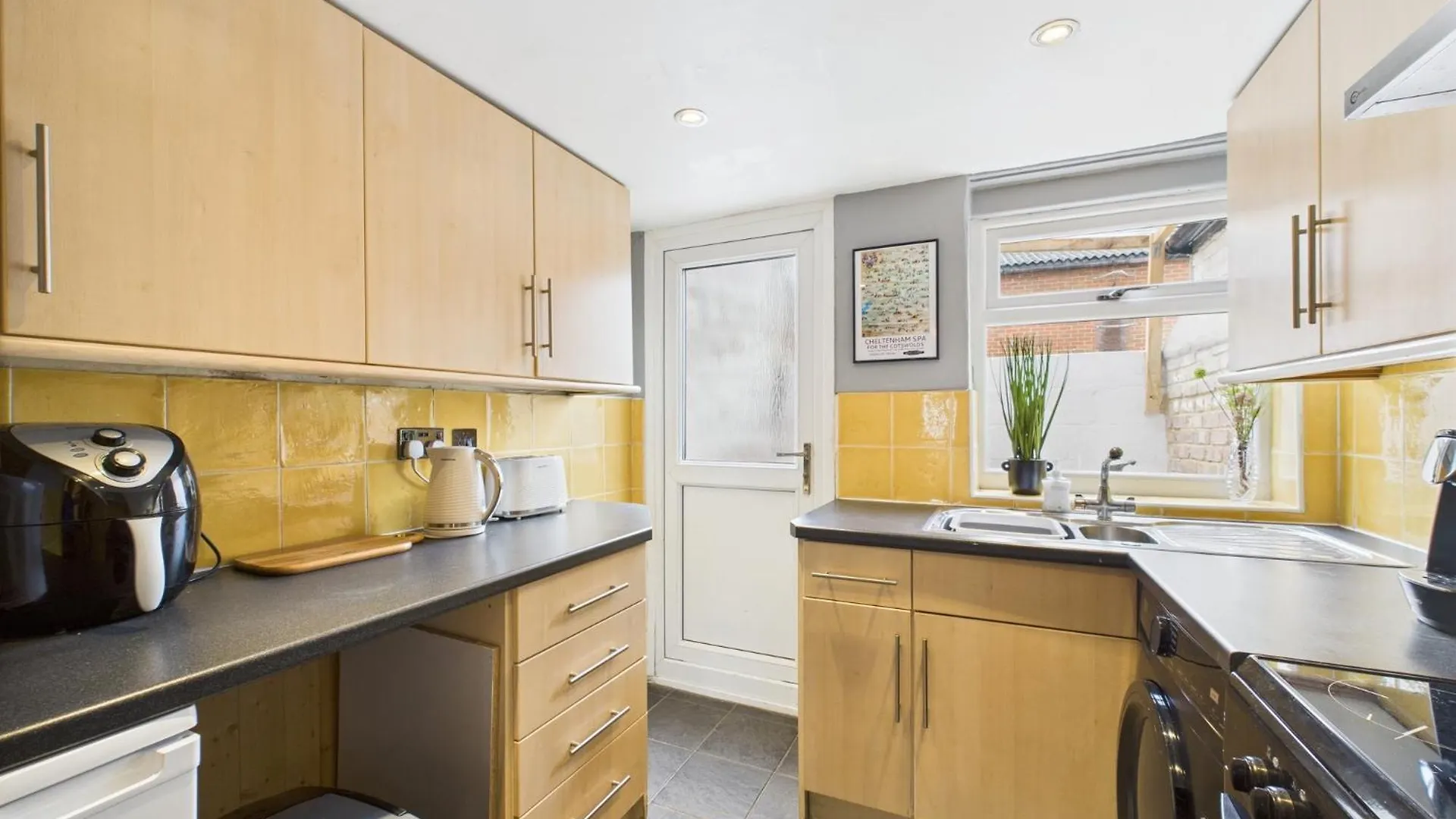 King Street Apartment Cheltenham United Kingdom